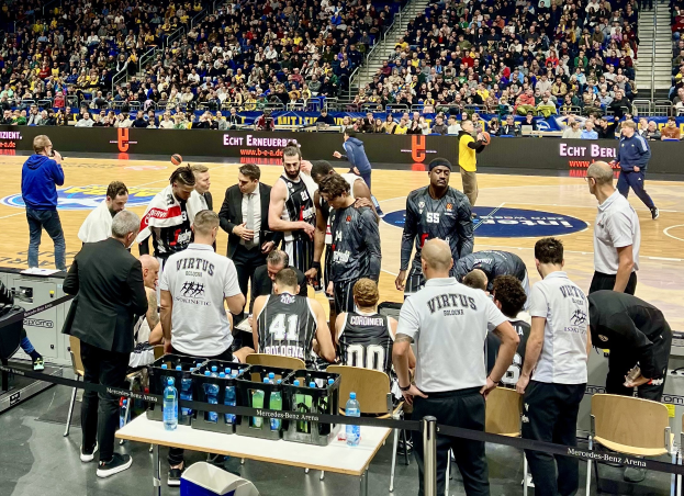 Alba empfängt Bayern im dritten Basketball-Finale