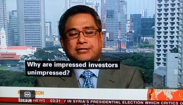 Eine Werbung mit verschiedenen Produkten und Werbetexten.