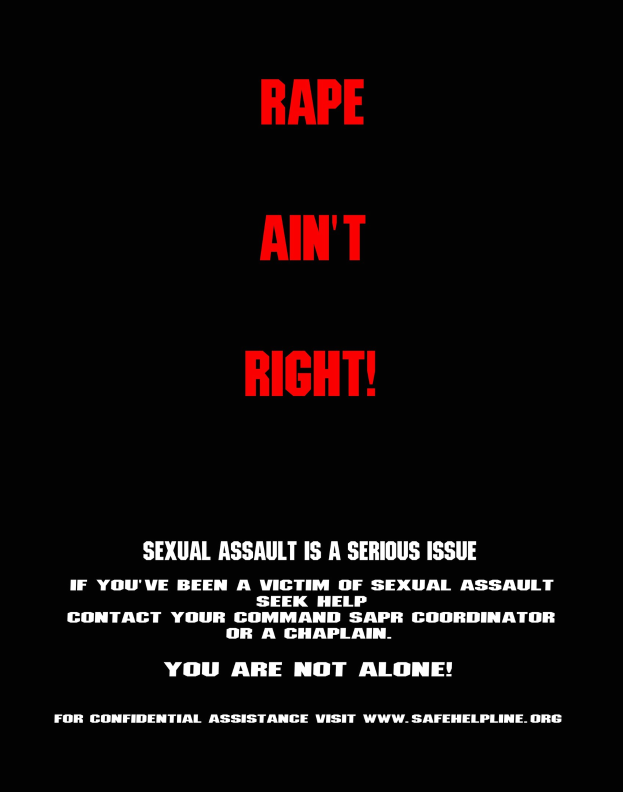 Plakat mit fettgedrucktem schwarzem Text "Rape Ain't Right: Sexual Assault is a Serious Issue" auf einem weißen Hintergrund, der von einem schwarzen Rand umgeben ist.