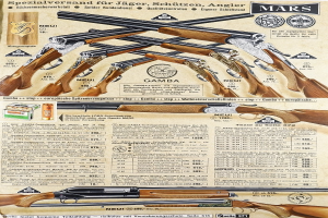 Eine Werbetafel mit verschiedenen Schrotflinten, die Bilder und Texte zu jedem Modell zeigen.