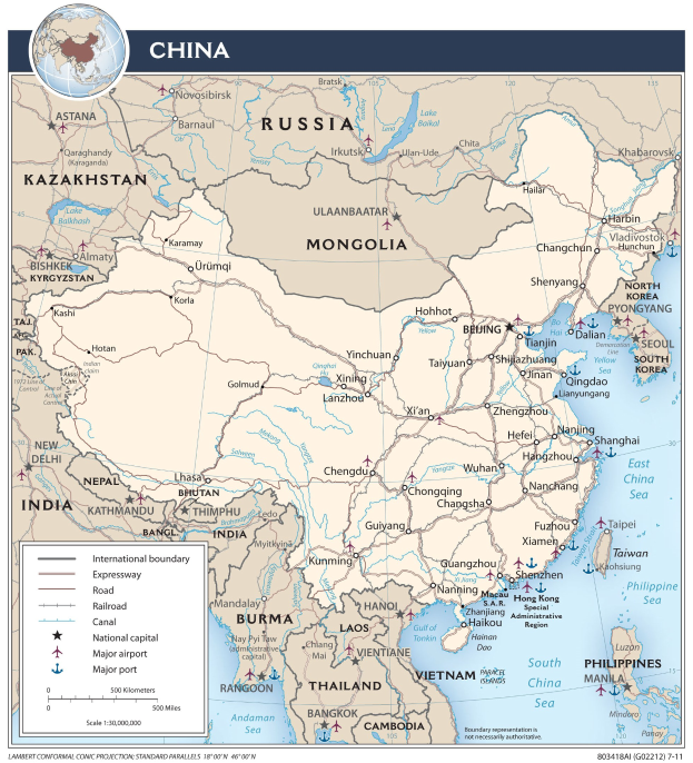 Ein detaillierter politischer Kartenausschnitt von China mit Nachbarländern, Großstädten, Flüssen und geografischen Merkmalen, begleitet von erklärendem Text und einem Logo.